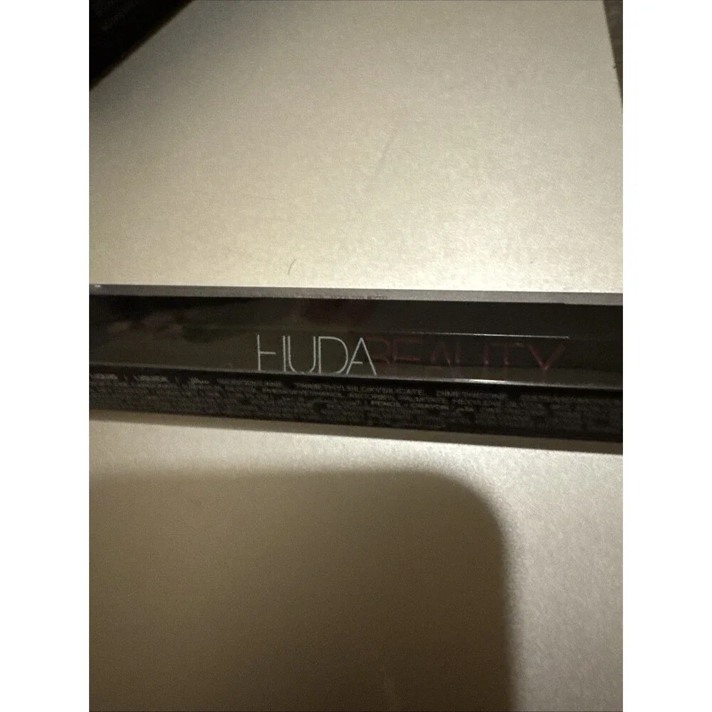 NIB Huda Beauty Life Liner Quick ‘N Easy Precision Liquid Liner Black/VERY VANTA
